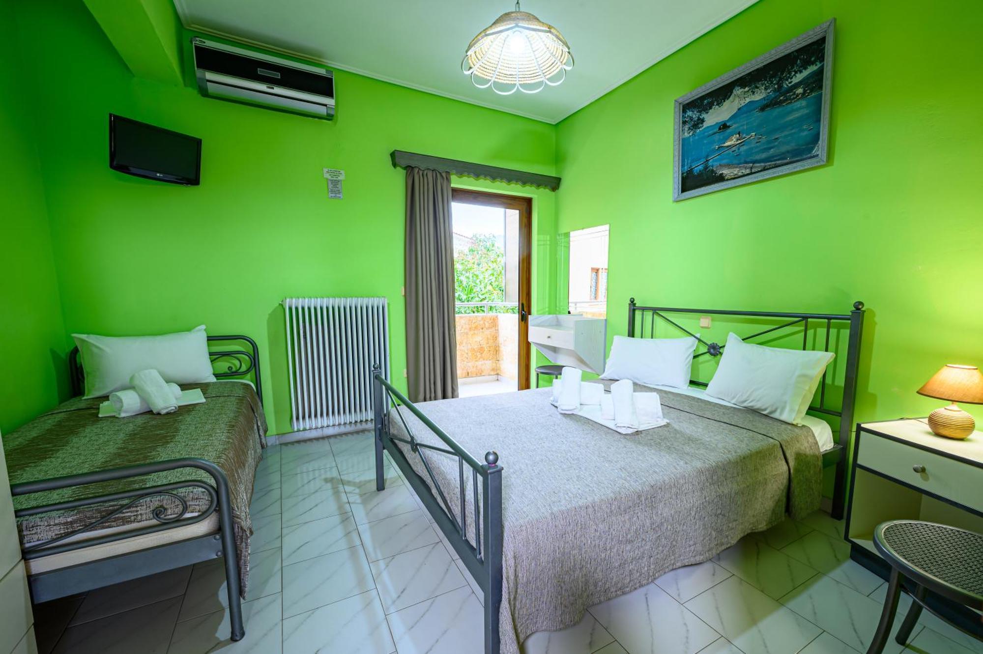 Iliahtida Apartments Rovies Exterior photo